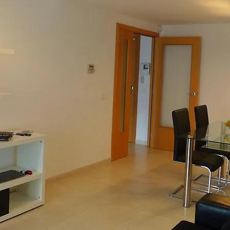 דירה Uhc Paradise Village Family Complex סאלו